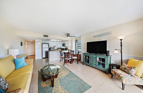 Stuart House | Corner Direct Oceanfront Condo Stunning Views S. Hutchinson Island