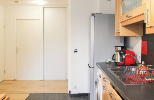 Aubervilliers Apartment | Cosy and Bright Apartment with Private Balcony