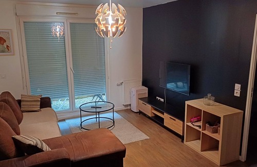 Aulnay-sous-Bois Apartment | Cosy apartment 10 min from CDG airport/exhibition center