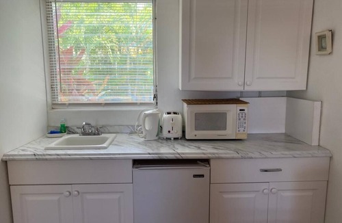 Islamorada Cottage | Cosy Cottage in Islamorada with private garden & pool - 6 pers.