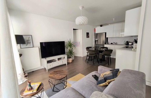 Saint-Ouen Apartment | Cosy Escape Paris Centre Montmartre Stade de France Puces