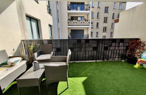 Saint-Ouen Apartment | Cosy Escape Paris Centre Montmartre Stade de France Puces