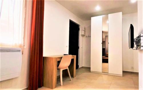 La Mare Apartment | Cosy et Chill studio Proche Paris et le Bourget , Ideal long séjour pour Couples et Professionnels