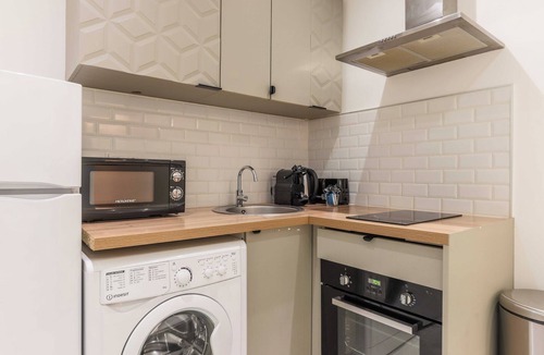 Charonne Apartment | Cosy flat - 1BR/4P - Porte de Montreuil