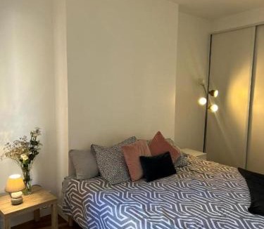 Plaisance Apartment | Cosy Haven Paris 14