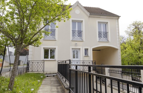 Bry-sur-Marne Villa | Cosy house with garden Paris Disney