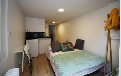 Aulnay-sous-Bois Apartment | Cosy New Studio 2 min RER B