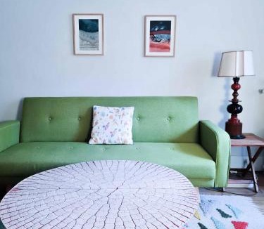 Quartier des Grandes-Carrieres Apartment | Cosy place - heart of Montmartre