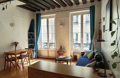 Saint-Merri Apartment | Cosy studio in the heart of Paris