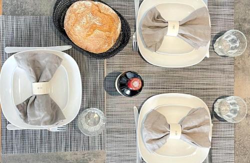 Ternes Apartment | Cosy Studio Near Arc de Triomphe