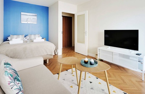 Porte-Saint-Martin Apartment | COSY studio near Canal Saint-Martin - Mobility lease