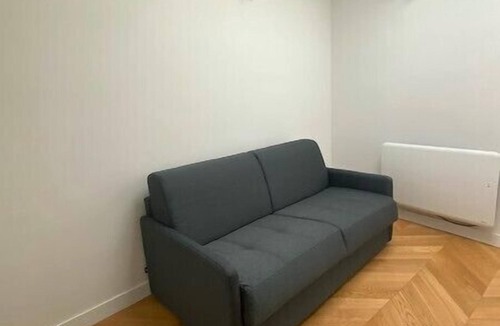 Quartier du Faubourg-Montmartre Apartment | Cosy studio near the Opera - well of light