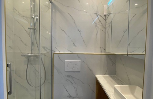 Quartier du Faubourg-Montmartre Apartment | Cosy studio near the Opera - well of light