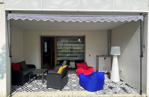 Magny-le-Hongre Apartment | Cosygreen77 Modern Apartment with garden near Disneyland Paris
