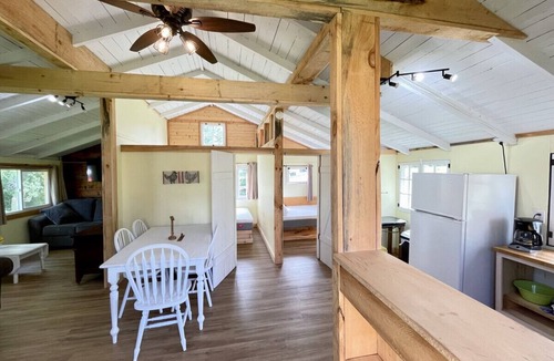 Campbellford Cabin | Cottage #5 - Catch More Resort