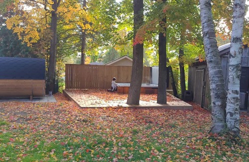 Central Huron Cottage | Cottage in Private Community with Hot Tub & Sauna. Perfect for big groups!