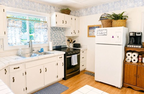 Blossvale House | Cottage in Sylvan Beach