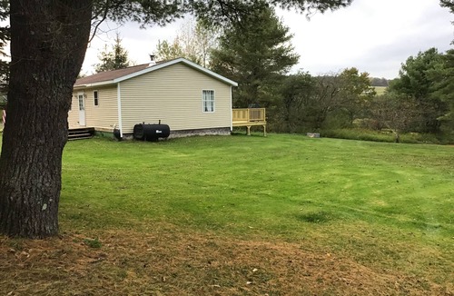 Laurens House | Country Cottage Retreat, perfect baseball home, short drive fields in Oneonta.