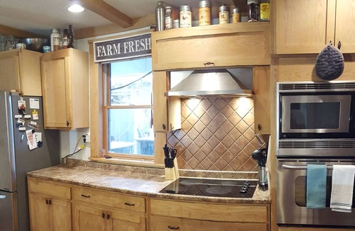 Champion House | Country Cottage with Hot Tub