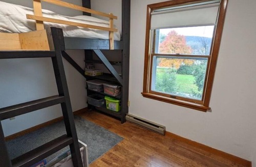 Boalsburg House | Country retreat near Penn State!