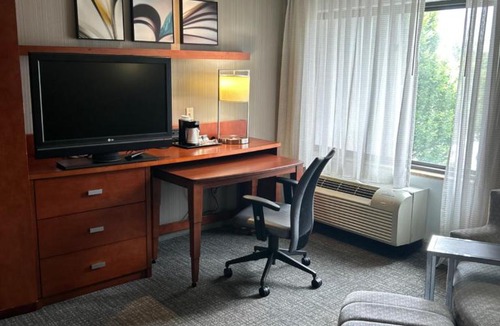 Butztown Hotel | Courtyard Bethlehem Lehigh Valley/I-78