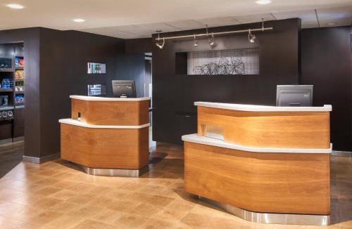 Airport North Hotel | Courtyard by Marriott Orlando Airport