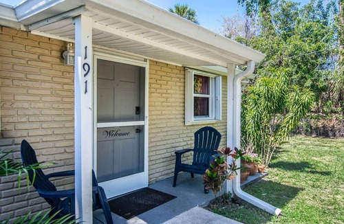 West Melbourne House | Cove · Central 3/2 Cottage · Minutes to Airport and Beach