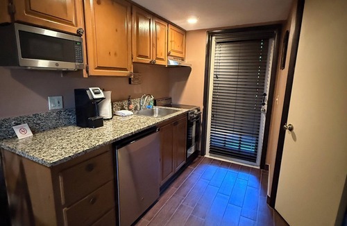 River Ranch Condo | Cozy 1-bedroom condo with WiFi, AC in lovely Westgate River Ranch
