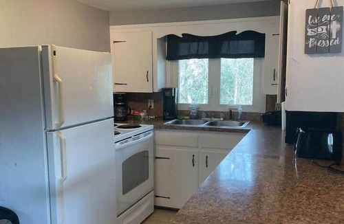 Highland Falls Apartment | Cozy 1-bedroom retreat minutes from West Point!