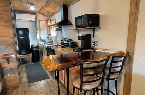 Huntingdon Cabin | Cozy 2 bedroom cabin near Raystown Lake Region
