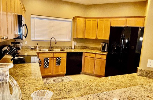 South Scottsdale Condo | Cozy 2-bedroom condo in North Scottsdale with AC & pool