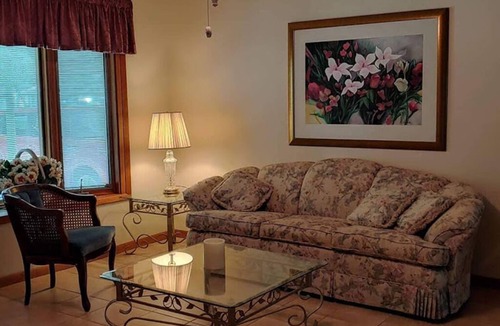 Seven Springs Homes House | Cozy 2-bedroom house, close to beaches, restaurants and lots of activities