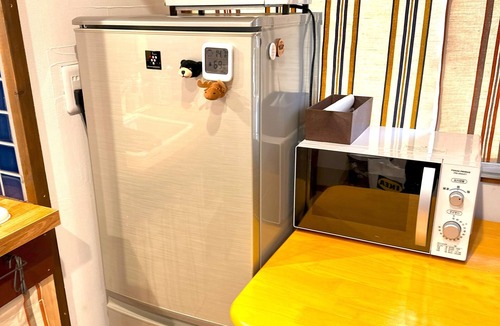 Shimo-yoshida Apartment | Cozy 2-TATAMI room Japanese style house with AC, WiFi in serene Fujiyoshida city