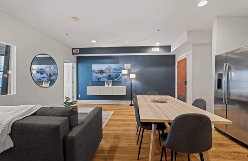 Old City Apartment | Cozy 2BD | Old City | Sleeps 8 | Independence Hall