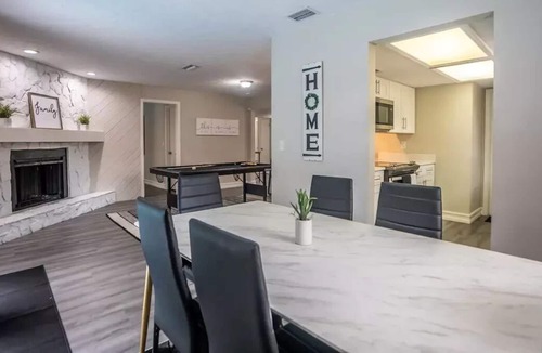 Terrace Park House | Cozy 3/2 Pool Home with Grill and Billiards Table