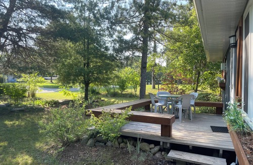 Lambton Shores Cottage | Cozy 3 bedroom cottage, short walk from the beach