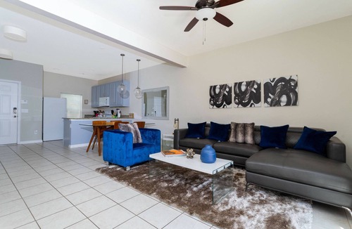 Bellavida House | Cozy 3 bedroom home with Private Pool 4564