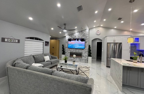 Lehigh Acres House | Cozy 3-bedroom house in serene Lehigh Acres with AC