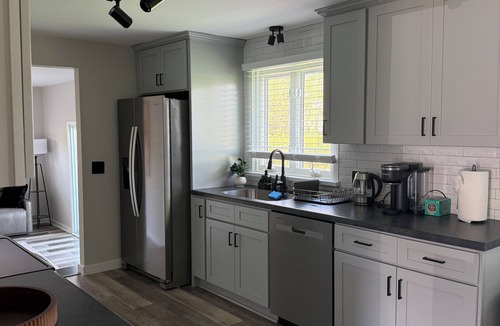 Rochester House | Cozy 3-bedroom house in lovely Rochester with AC and charm