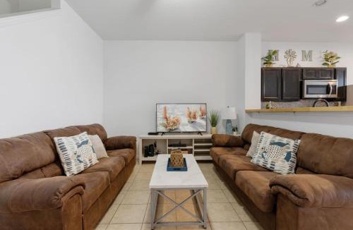 Crestwynd Bay House | Cozy 3BDR House near Disney - AL