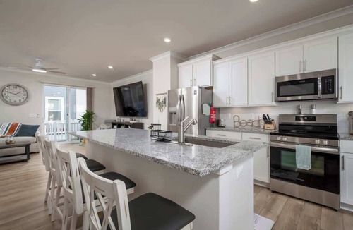 Caine Woods House | Cozy 3BR Beach Home in Ocean City