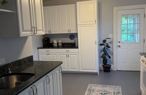 Mahopac Apartment | Cozy 3BR Getaway Near Lake Mahopac 1 Hr to NYC