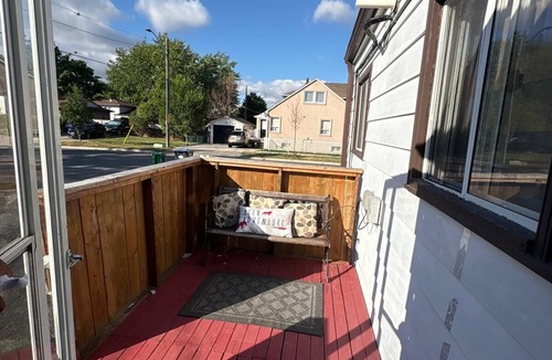 Malton House | Cozy 3BR Home near Airport & Transit!