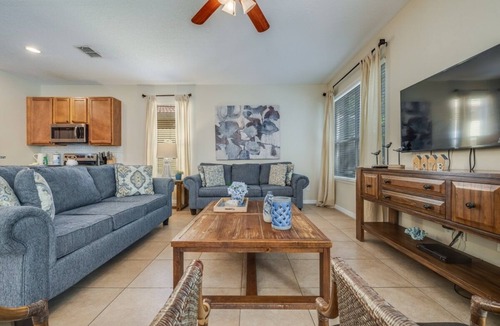 Bellavida Villa | Cozy and Near Disney Home In Bella Vida 4 Bedrooms