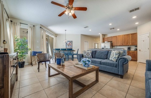 Bellavida Villa | Cozy and Near Disney Home In Bella Vida 4 Bedrooms