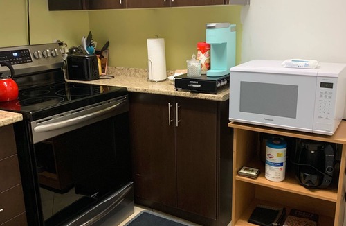 Lisgar Apartment | Cozy and quite 2 bedroom basement appartment with separate entrance…