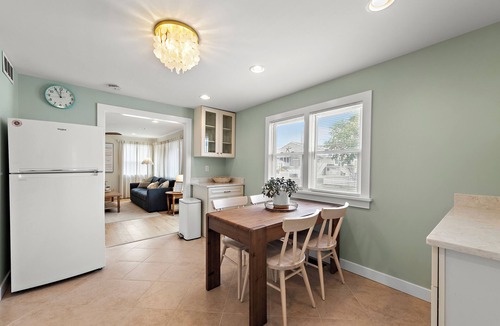 Beach Haven Terrace House | Cozy Beach Haven Terrace Home, 1 Block From Beach, Restaurants & Wawa!