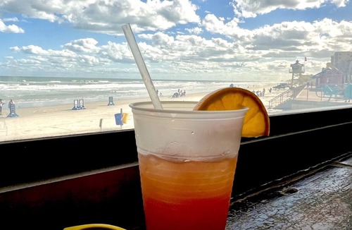 Boardwalk House | Cozy beach home! Private pool, 2min walk to beach, walkable to restaurants/shops