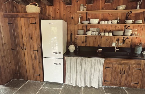 Rockwood Cabin | Cozy Cabin on 84 acres with creek and spring fed pond