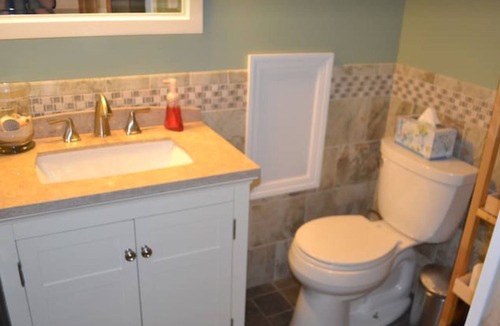 Huntington Apartment | Cozy, Clean Private Studio - 1 Hour To NYC Or Hamptons